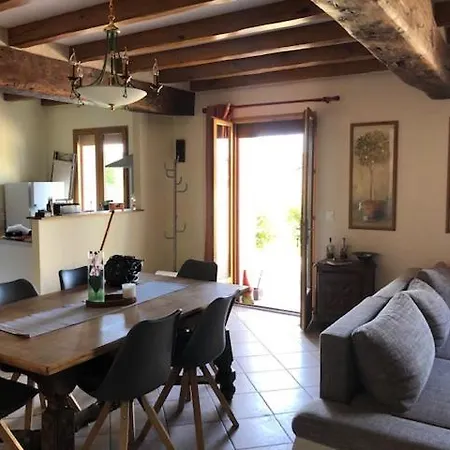 Semesterbostad La Maison De Celestine *